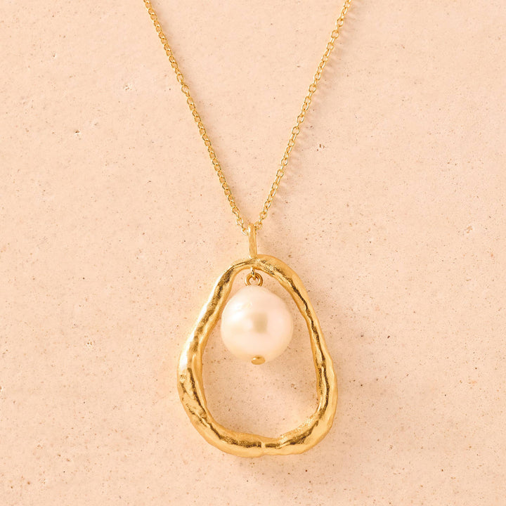 Agapee Ostari Necklace, Pearl Pendant