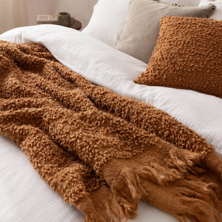 Ulsmere Throw, Ginger