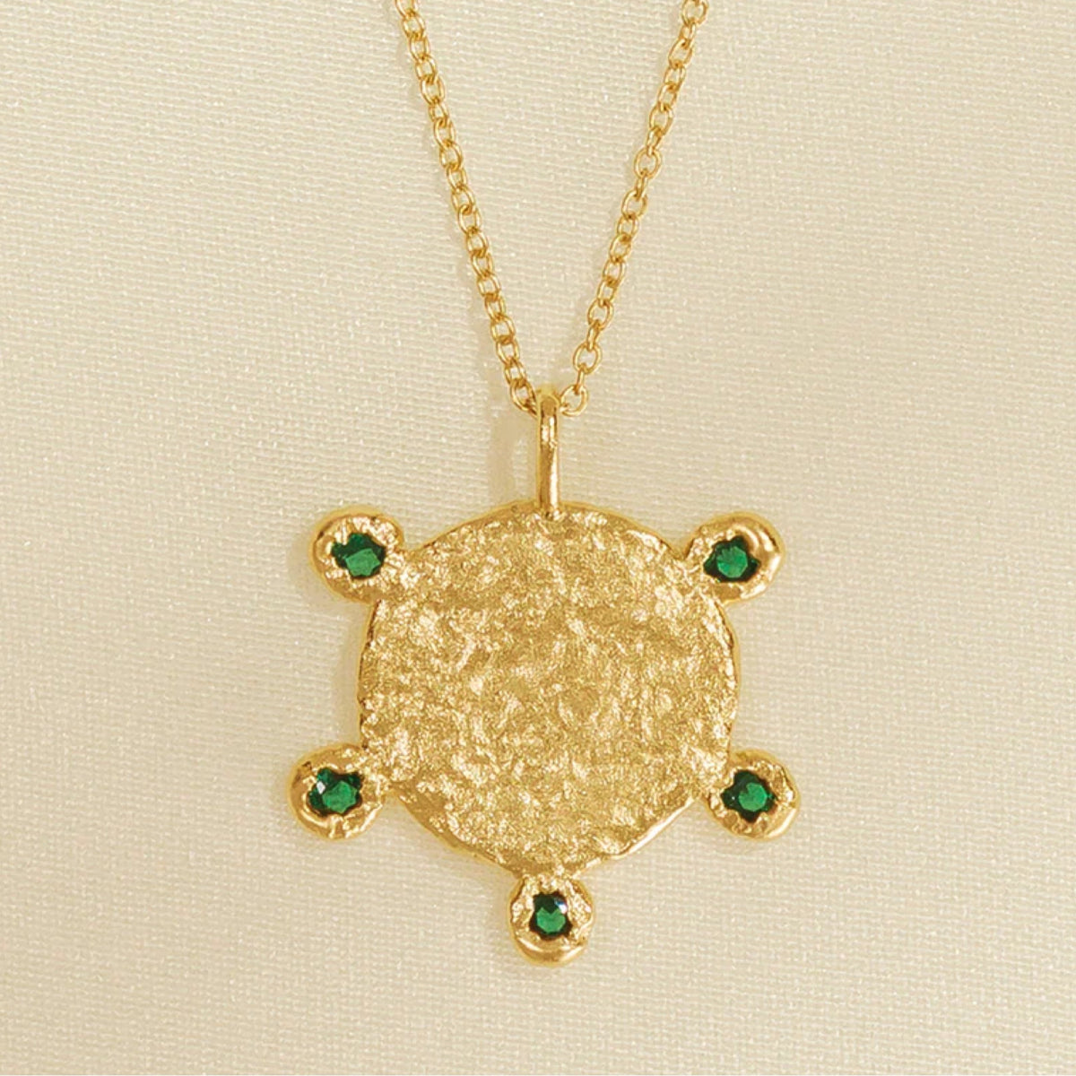 Agapee Daphne Necklace