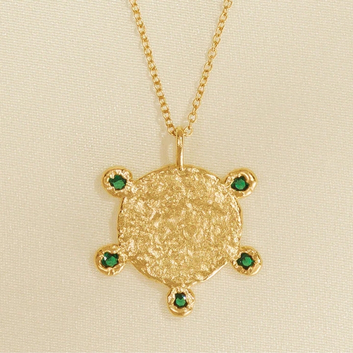 Agapee Daphne Necklace