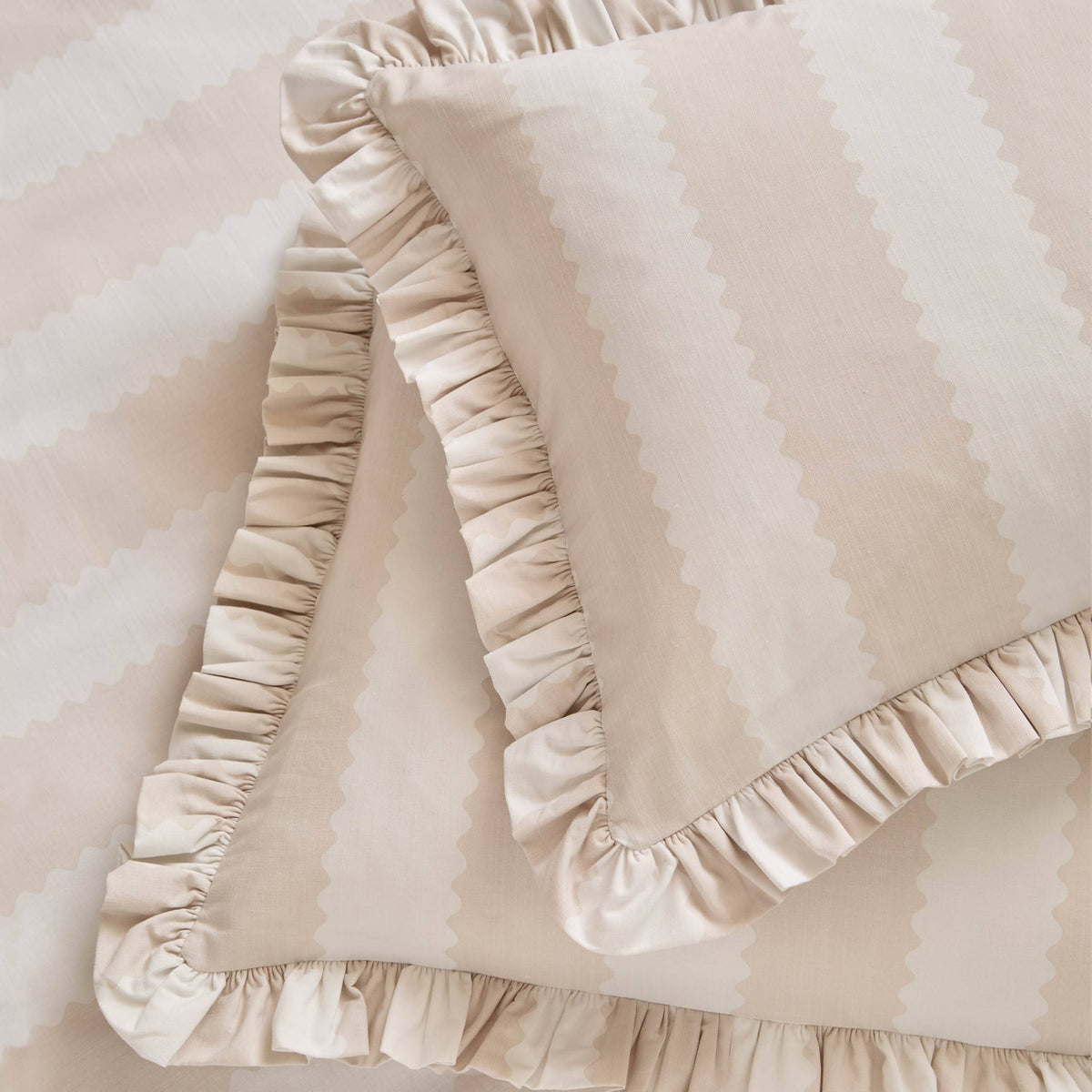 Birdie Stripe Ruffle Duvet Set, Natural