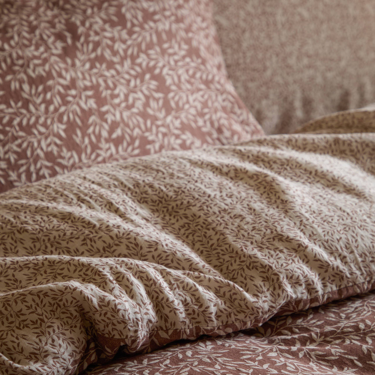 Perrie Leaf Muslin Duvet Cover Set, Cinnamon