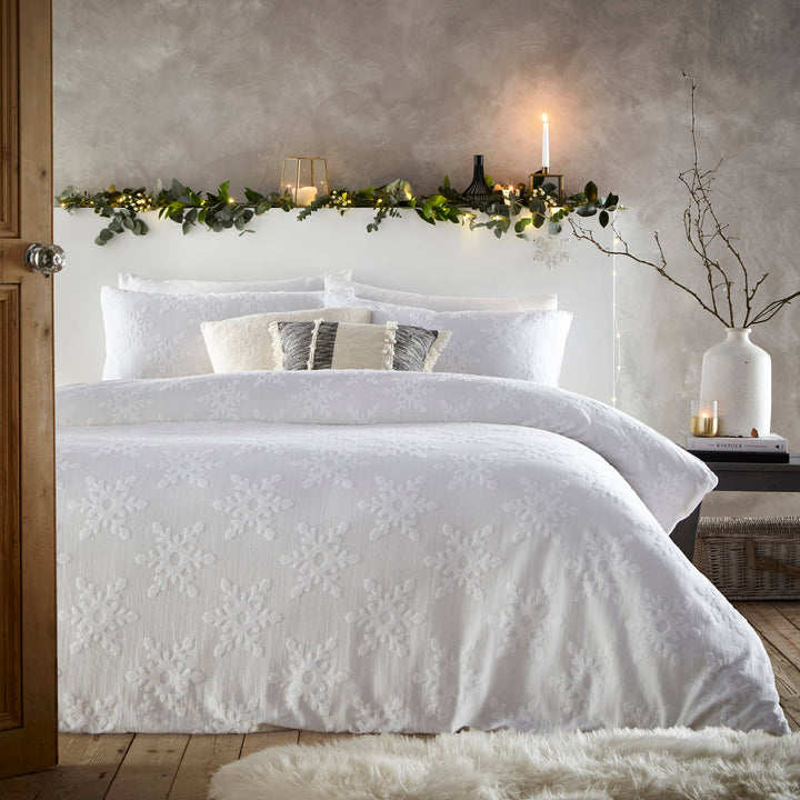 Snowflake Tufted Duvet Cover Set, White