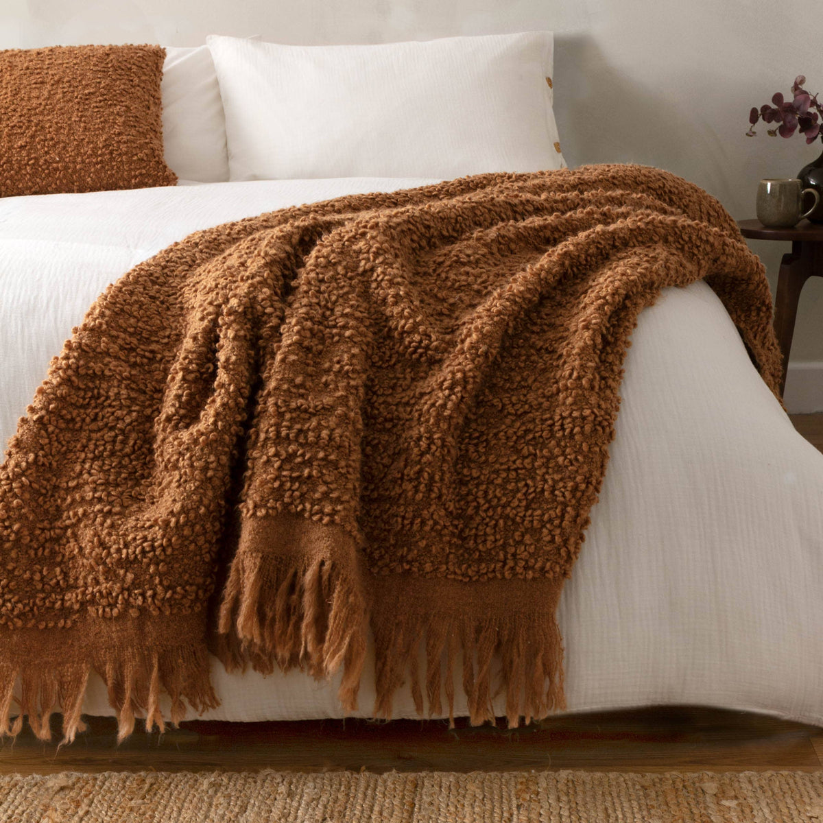 Ulsmere Throw, Ginger