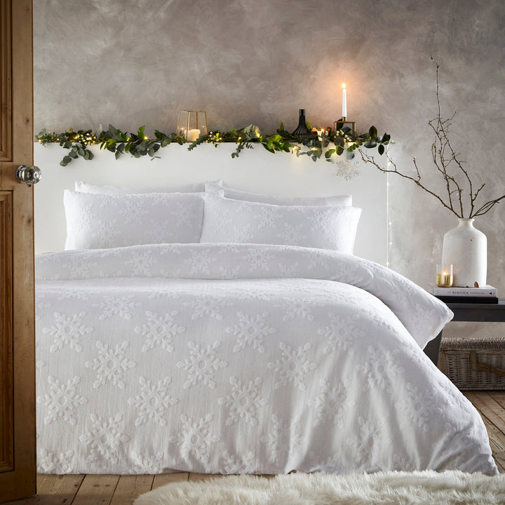 Snowflake Tufted Duvet Cover Set, White