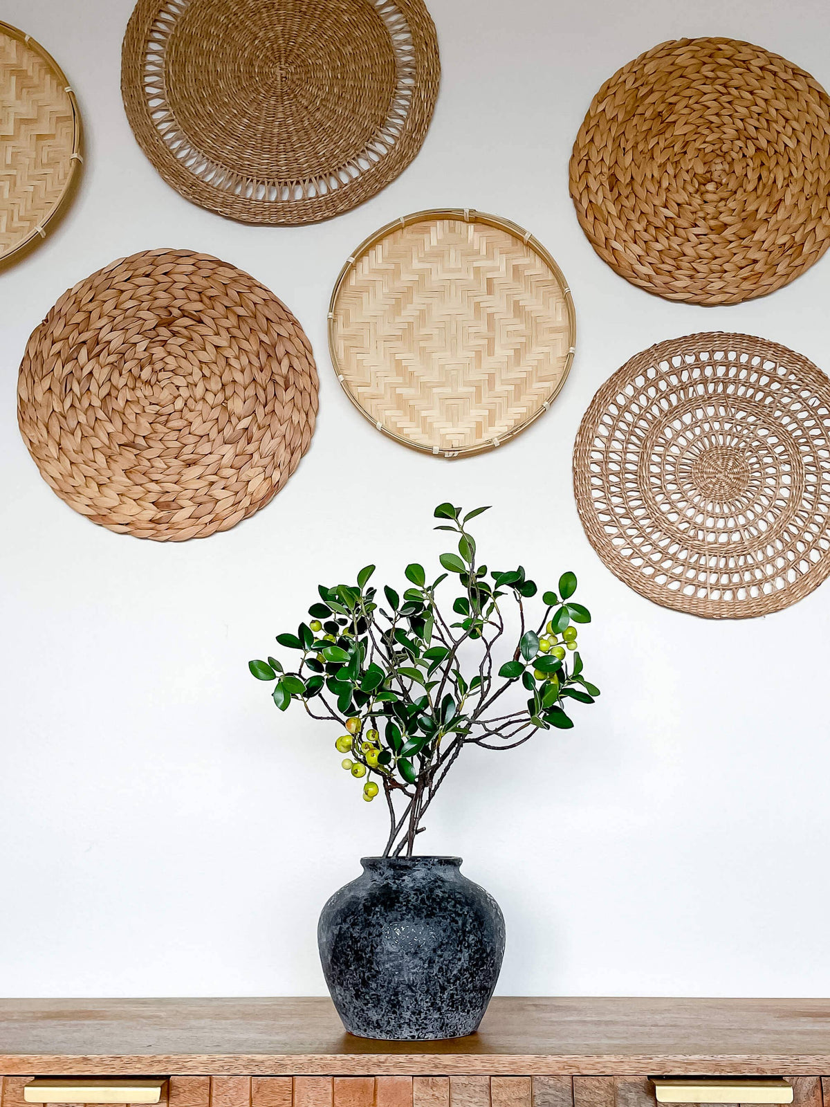 Athena Vintage-Style Ceramic Vase