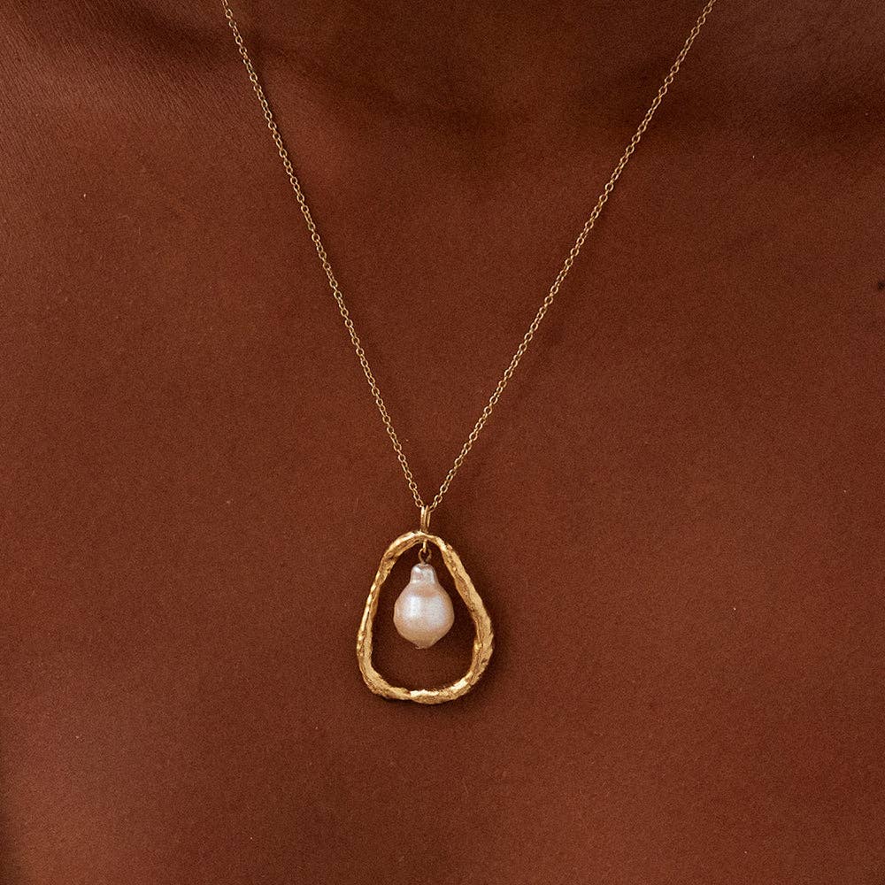 Agapee Ostari Necklace, Pearl Pendant
