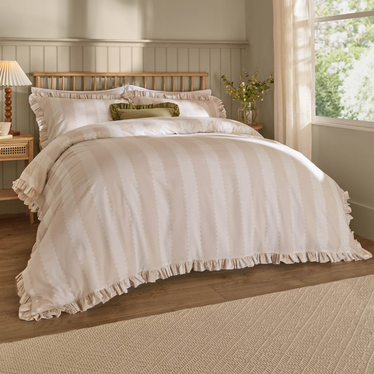Birdie Stripe Ruffle Duvet Set, Natural