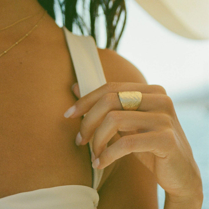 Agapee Luna Ring
