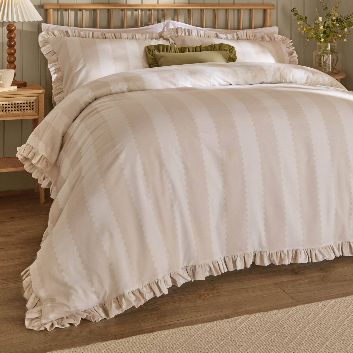 Birdie Stripe Ruffle Duvet Set, Natural